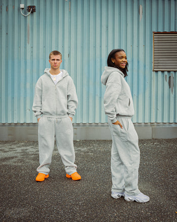 GREY CREST LOGO PANTS