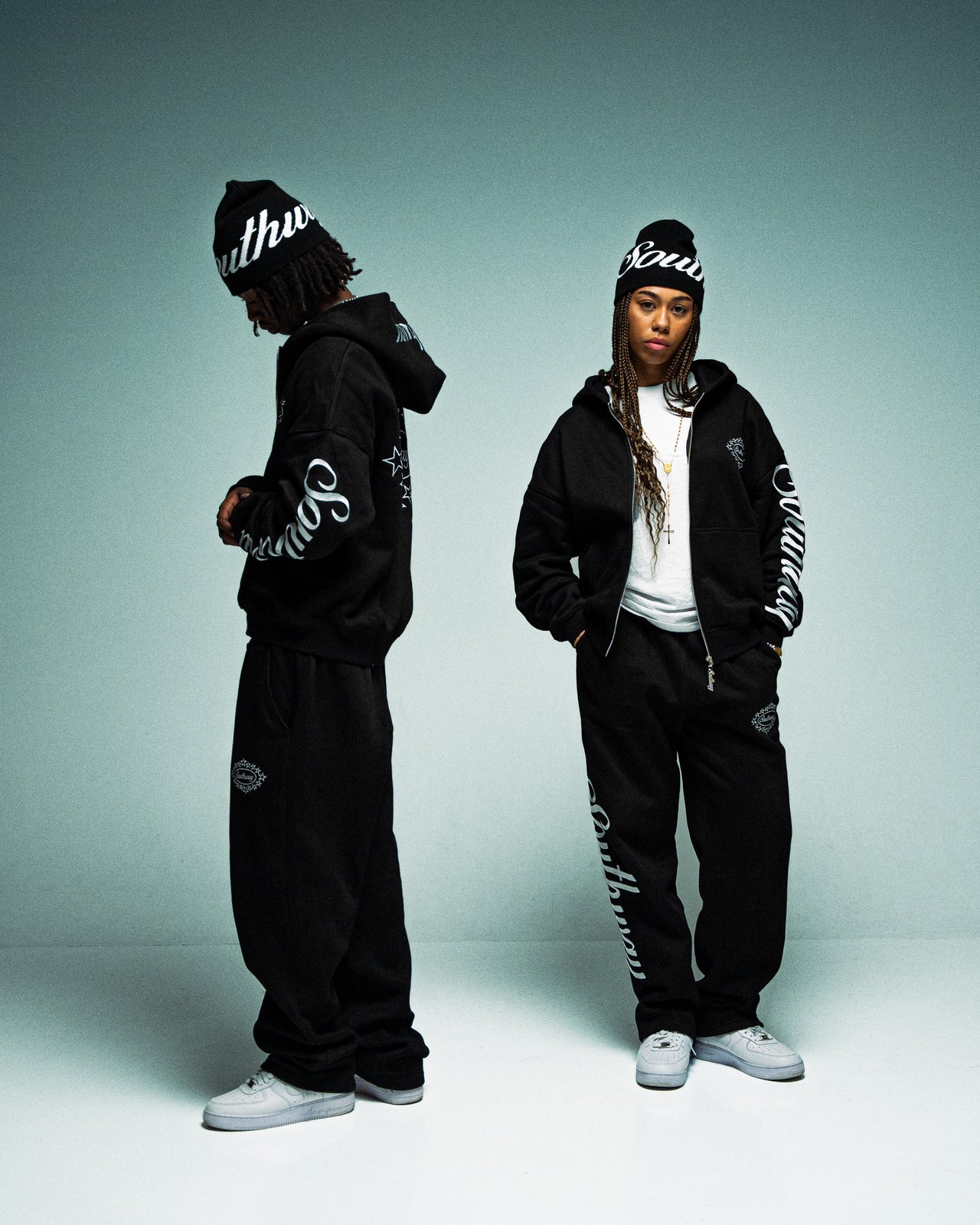 BLACK CREST LOGO PANTS