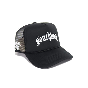 BLACK TRUCKER CAP