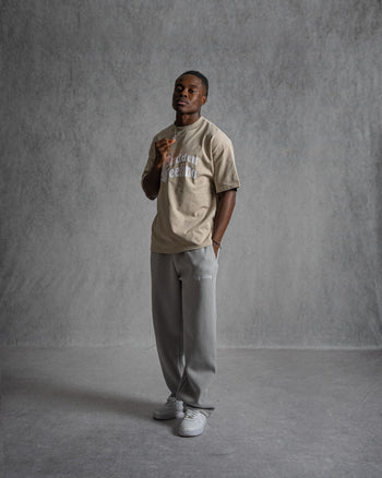 BEIGE A SUDDEN FEELING TEE